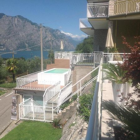 Villa Arianna Panoramic Apartments Malcesine Dış mekan fotoğraf