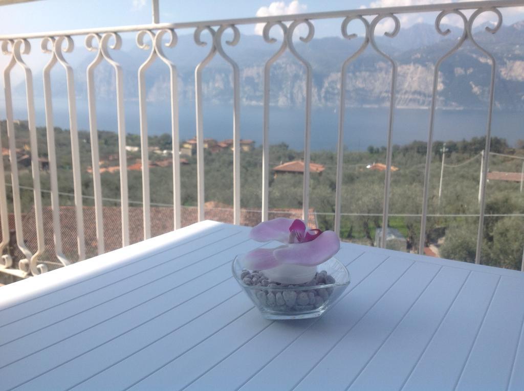 Villa Arianna Panoramic Apartments Malcesine Dış mekan fotoğraf