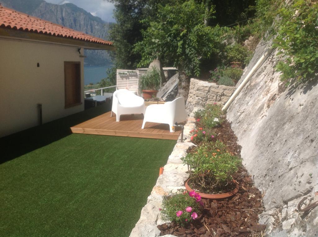 Villa Arianna Panoramic Apartments Malcesine Dış mekan fotoğraf