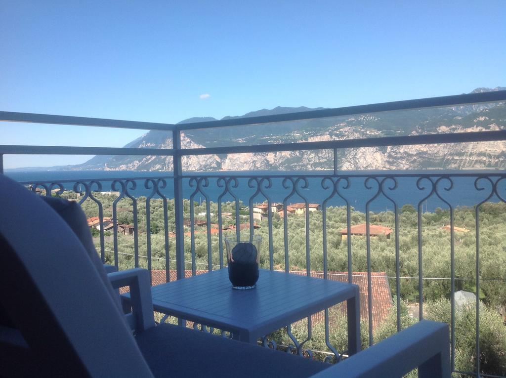 Villa Arianna Panoramic Apartments Malcesine Dış mekan fotoğraf
