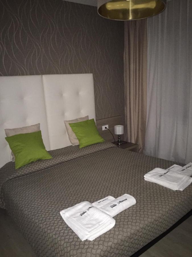 Villa Arianna Panoramic Apartments Malcesine Dış mekan fotoğraf
